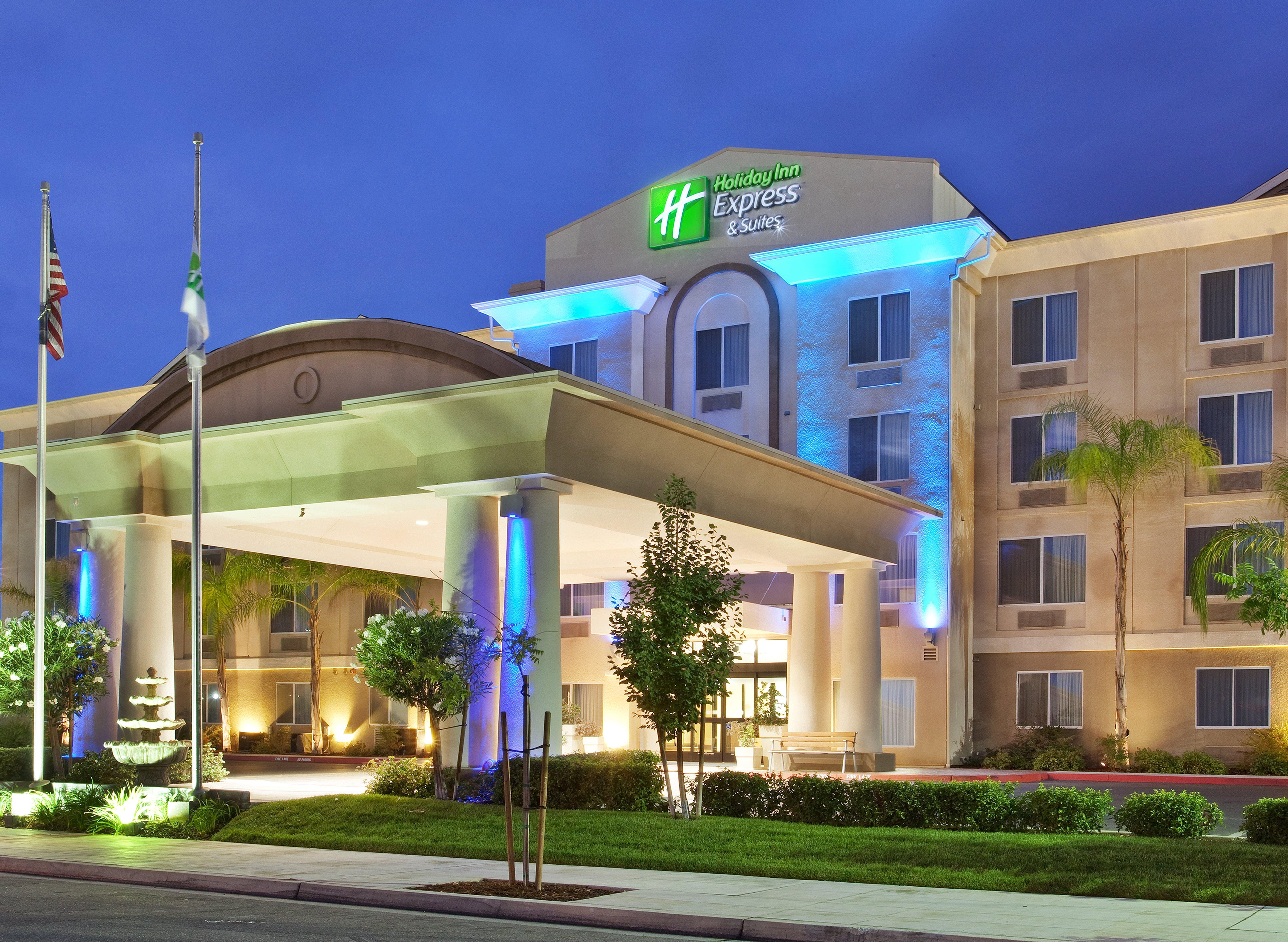Holiday Inn Express Fresno River Park Highway 41, An Ihg Hotel Exterior photo